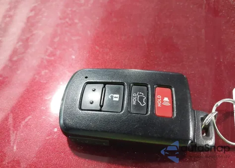 2018 Toyota Rav4 Xle z USA, uszkodzony, nr VIN 2T3WFREV7JW511624